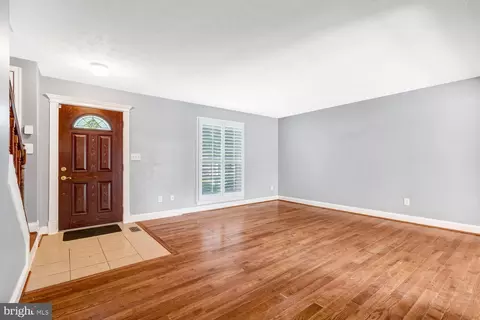 8563 Kim Marie Ct, Pasadena, MD 21122 photo 9
