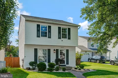 8563 Kim Marie Ct, Pasadena, MD 21122 photo 2