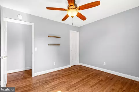 8563 Kim Marie Ct, Pasadena, MD 21122 photo 28