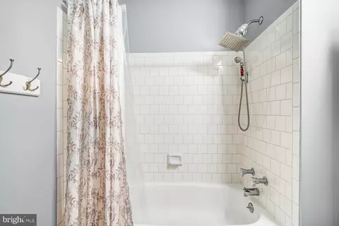 8563 Kim Marie Ct, Pasadena, MD 21122 photo 24