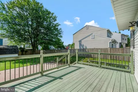 8563 Kim Marie Ct, Pasadena, MD 21122 photo 38