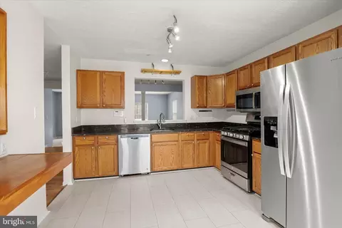 Kitchen - 2567 Windy Oak Ct, Crofton, MD 21114 photo 3 of 3