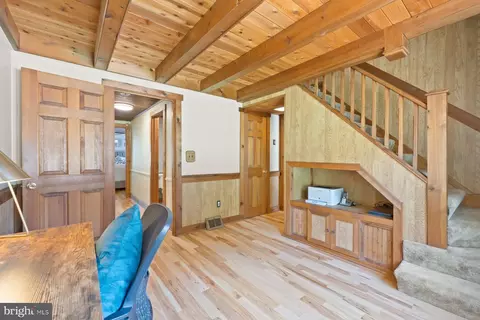 Entry Way - 1260 Baltimore Annapolis Blvd, Arnold, MD 21012 photo 4 of 12