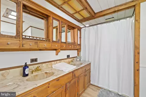 Bath - 1260 Baltimore Annapolis Blvd, Arnold, MD 21012 photo 1 of 3
