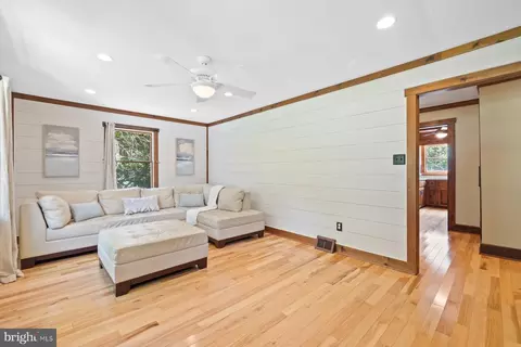 Living - 1260 Baltimore Annapolis Blvd, Arnold, MD 21012 photo 1 of 3