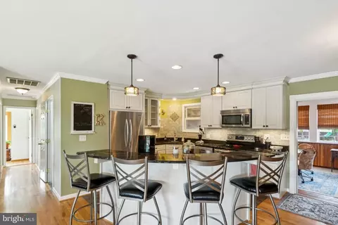 Kitchen - 831 Shore Dr, Edgewater, MD 21037 photo 2 of 3