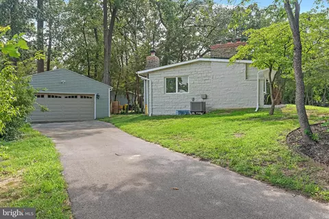Exterior - 301 Green Dr, Pasadena, MD 21122 photo 6 of 11
