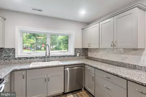Kitchen - 301 Green Dr, Pasadena, MD 21122 photo 4 of 4