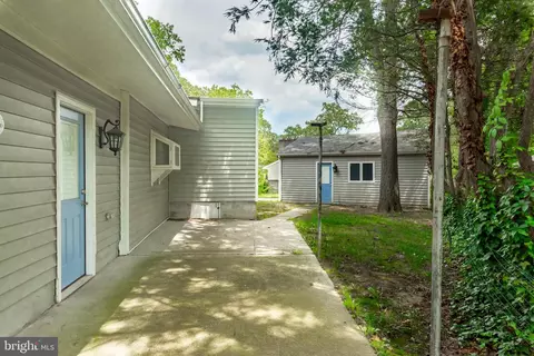 Exterior - 301 Green Dr, Pasadena, MD 21122 photo 9 of 11