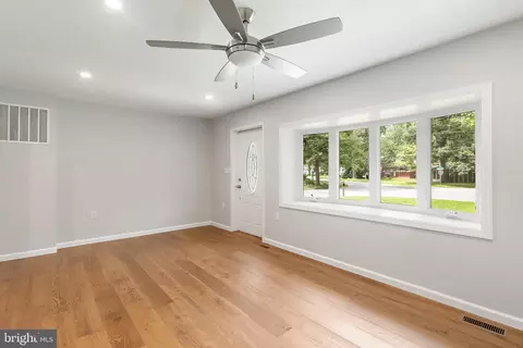 Living - 301 Green Dr, Pasadena, MD 21122 photo 3 of 3