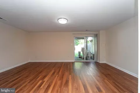 Living - 8236 Appalachian Dr, Pasadena, MD 21122 photo 4 of 5