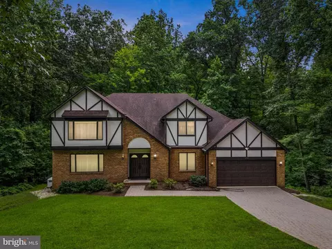 193 Southdown Rd, Edgewater, MD 21037