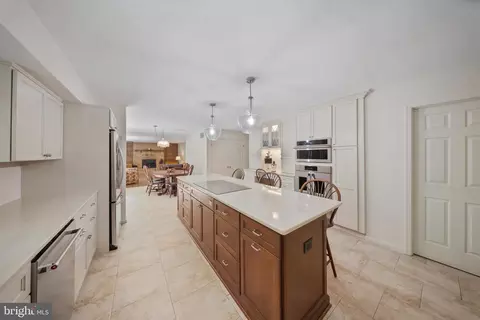 Kitchen - 193 Southdown Rd, Edgewater, MD 21037 photo 1 of 3