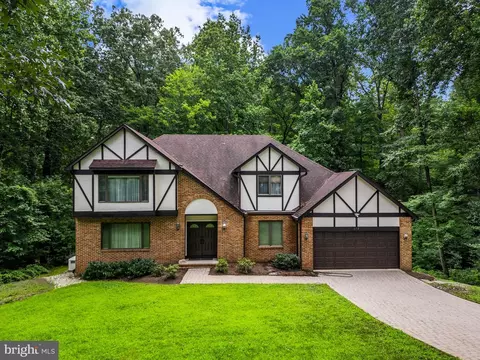 Exterior - 193 Southdown Rd, Edgewater, MD 21037 photo 3 of 7