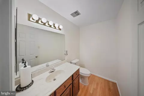 Bath - 193 Southdown Rd, Edgewater, MD 21037 photo 1 of 1
