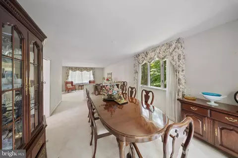 Dining - 193 Southdown Rd, Edgewater, MD 21037 photo 3 of 5