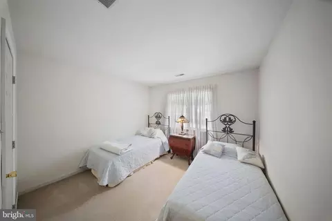 Bedroom - 193 Southdown Rd, Edgewater, MD 21037 photo 1 of 6