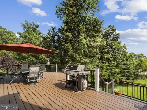 Exterior - 733 Seneca Dr, Odenton, MD 21113 photo 4 of 14