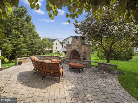 Exterior - 733 Seneca Dr, Odenton, MD 21113 photo 9 of 14