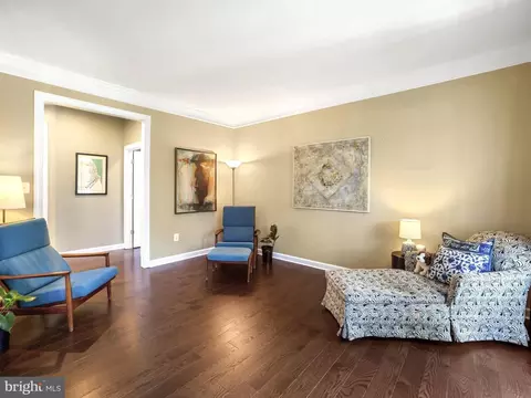 Living - 733 Seneca Dr, Odenton, MD 21113 photo 3 of 4