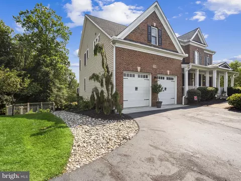 Exterior - 733 Seneca Dr, Odenton, MD 21113 photo 3 of 14