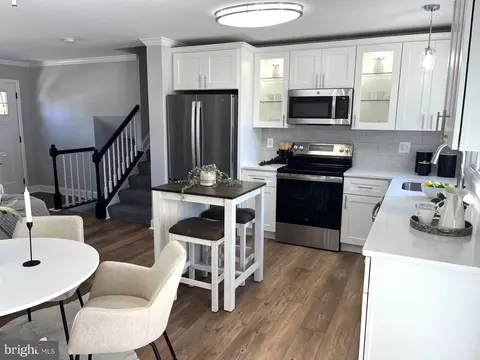 Kitchen - 8440 Spring Rd, Pasadena, MD 21122 photo 2 of 4