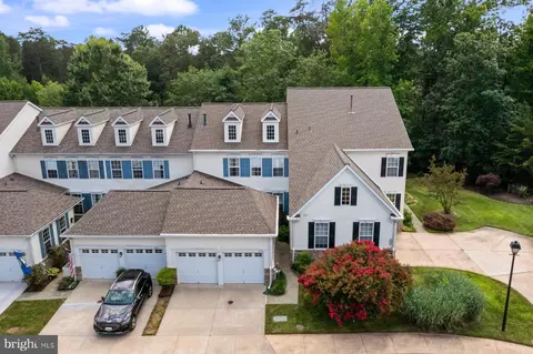 View/Area - 854 Thicket Ct, Odenton, MD 21113 photo 3 of 10
