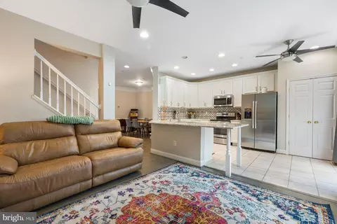 Entry Way - 854 Thicket Ct, Odenton, MD 21113 photo 1 of 3