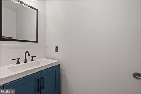 Bath - 854 Thicket Ct, Odenton, MD 21113 photo 1 of 3