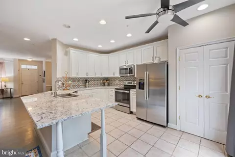 Kitchen - 854 Thicket Ct, Odenton, MD 21113 photo 1 of 3