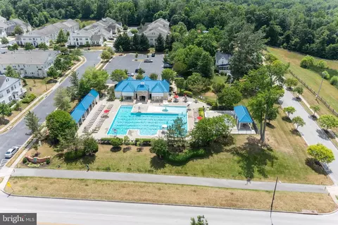 Exterior - 854 Thicket Ct, Odenton, MD 21113 photo 8 of 12