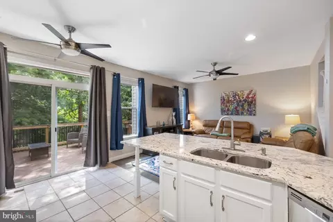 Kitchen - 854 Thicket Ct, Odenton, MD 21113 photo 3 of 3