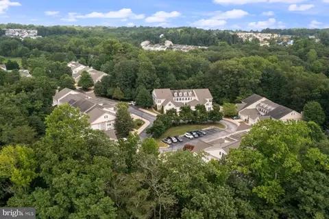 View/Area - 854 Thicket Ct, Odenton, MD 21113 photo 1 of 10