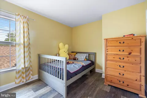 Bedroom - 854 Thicket Ct, Odenton, MD 21113 photo 5 of 7