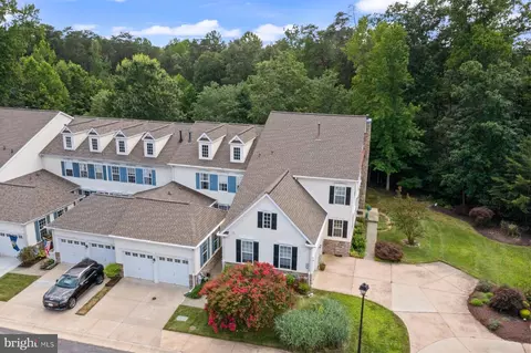 View/Area - 854 Thicket Ct, Odenton, MD 21113 photo 2 of 10