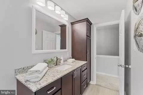 7805 Leonardo Ct, Pasadena, MD 21122 photo 19