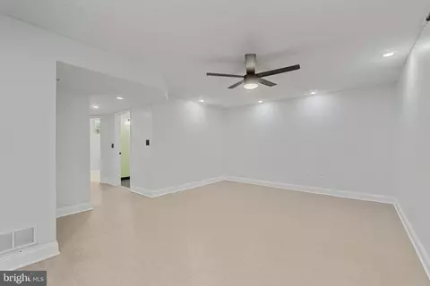 7805 Leonardo Ct, Pasadena, MD 21122 photo 22