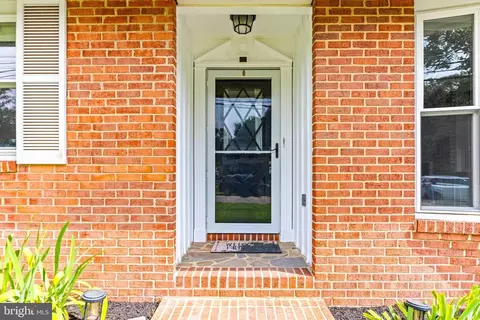 1616 Colony Rd, Pasadena, MD 21122 photo 7