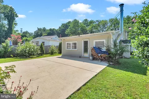 Exterior - 5031 Chalk Point Rd, West River, MD 20778 photo 7 of 18