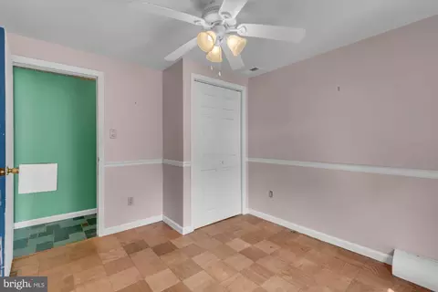 Bedroom - 5031 Chalk Point Rd, West River, MD 20778 photo 5 of 7
