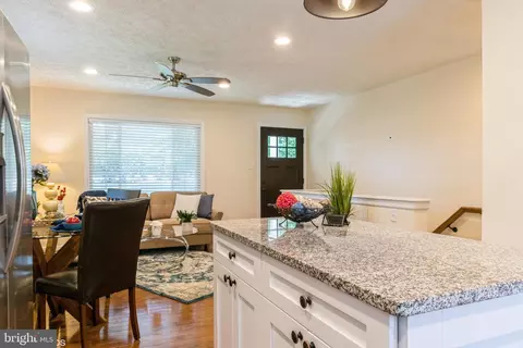 7940 Elizabeth Rd, Pasadena, MD 21122 photo 4