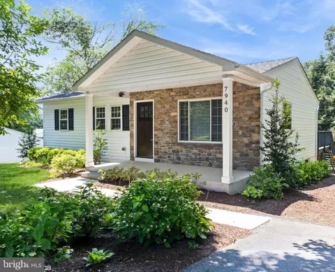7940 Elizabeth Rd, Pasadena, MD 21122