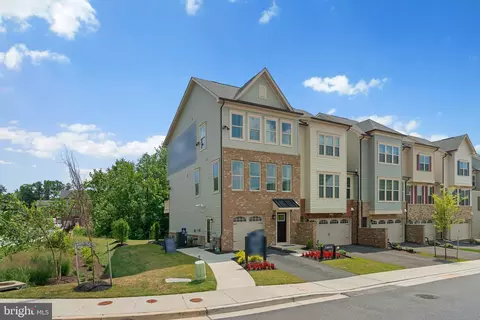 7932 Brandy Station Rd, Hanover, MD 21076 photo 2