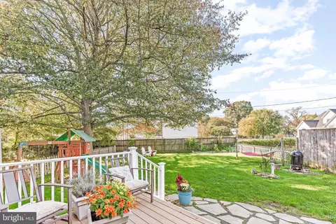 Exterior - 619 Park Pl, Deale, MD 20751 photo 8 of 11