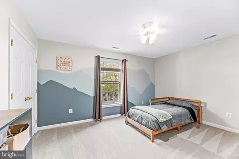 Bedroom - 619 Park Pl, Deale, MD 20751 photo 1 of 9