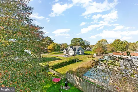 View/Area - 619 Park Pl, Deale, MD 20751 photo 9 of 10