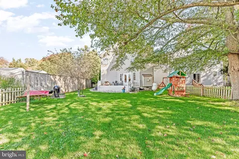 Exterior - 619 Park Pl, Deale, MD 20751 photo 11 of 11