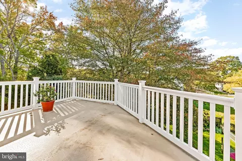 Exterior - 619 Park Pl, Deale, MD 20751 photo 3 of 11