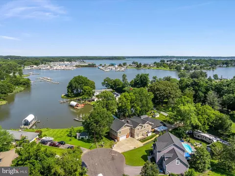 View/Area - 1207 Bay View Ct, Edgewater, MD 21037 photo 4 of 11
