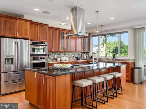 Kitchen - 1207 Bay View Ct, Edgewater, MD 21037 photo 2 of 5